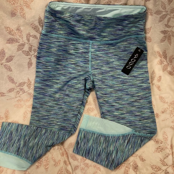 COPY - NWT Mid Calf Length Exercise Pants - Picture 1 of 2